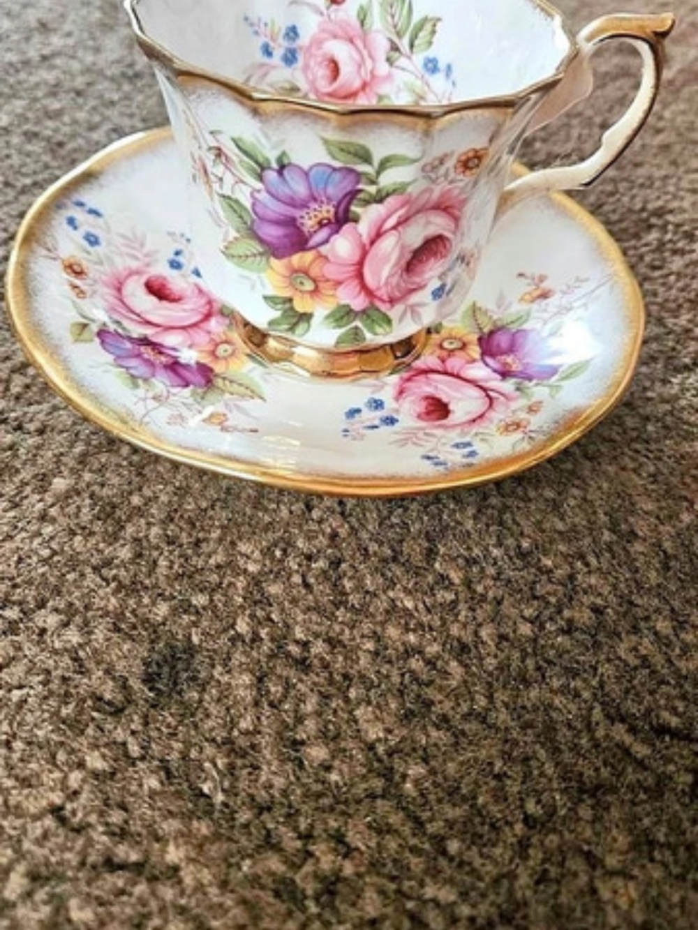 Elizabethan Floral Teacup and Saucer in White & Pink